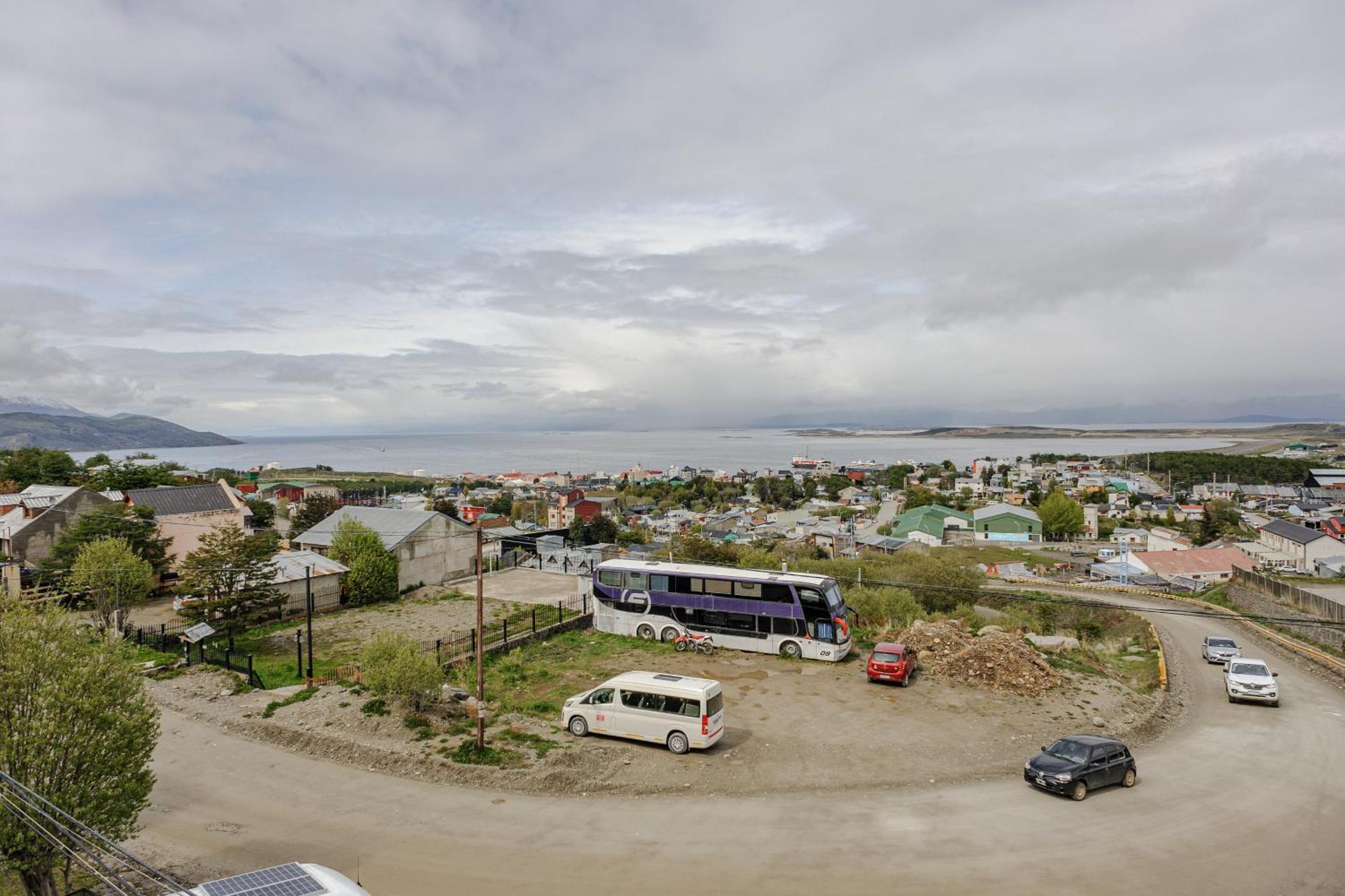 Gray Fox Apartments Las Aljabas Ushuaia Bagian luar foto